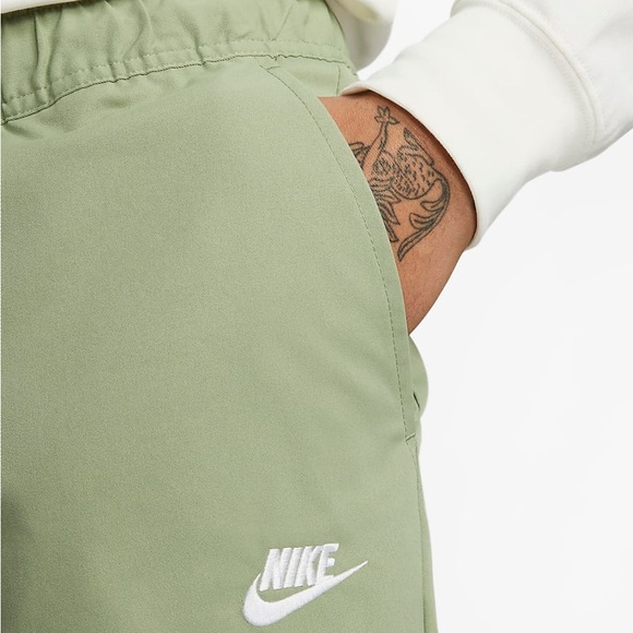 Nike Club Woven Tapered Leg Pants Oil Green  NWT DX0623-386 Medium - Picture 10 of 11